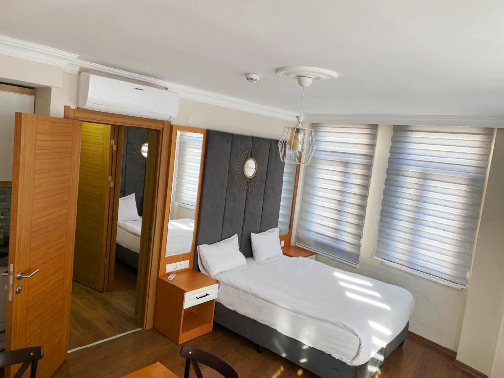 Hradission Otel Kaifa Istanbul Exterior photo